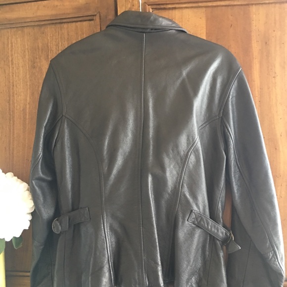Leather coat - Picture 4 of 4